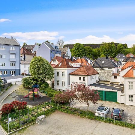 Behind Bryggen - Renovated - Budget Friendly Bergen Exterior photo