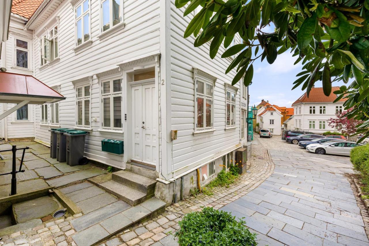 Behind Bryggen - Renovated - Budget Friendly Bergen Exterior photo